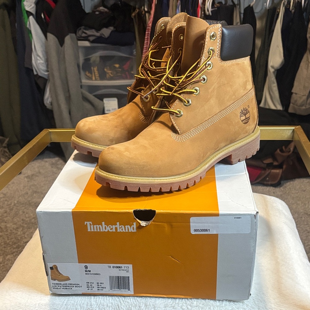 Timberland Men's Wheat Nubuck Boots